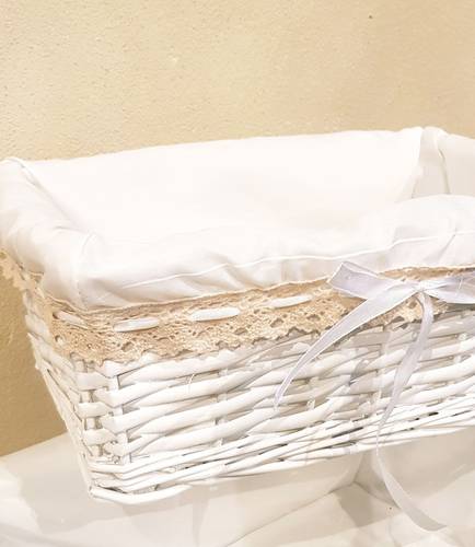 Cesto vimini bianco da armadio fodera bianca merletto ecru