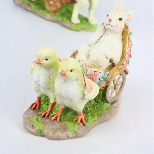 Coniglietto bianco su carrozza con pulcini 14,5x9h