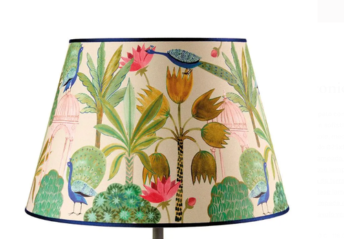 Lampada metallo bianco da terra paralume pavoni 170h
