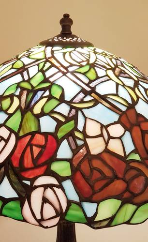 Lampada tiffany fiori azzurri e rose rosa h 60