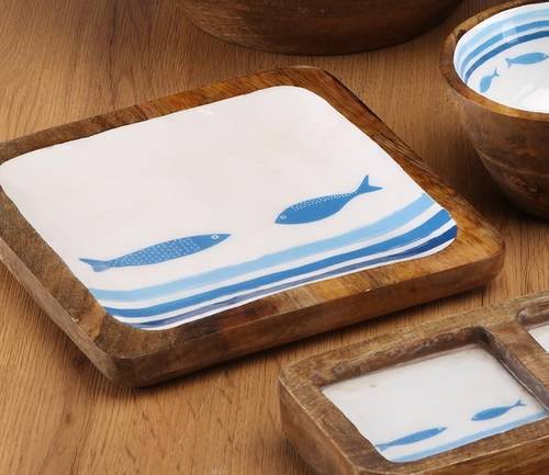 Piatto quadrato Oceanic legno decorato vetrificato con pesci 20x20