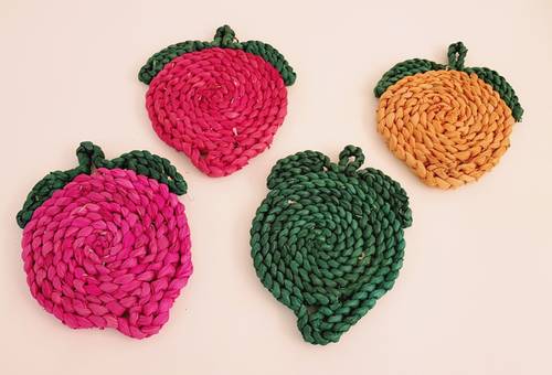 Sottopentola fragola paglia colorata 17x13cm