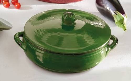 Tegame terracotta verde da fuoco con coperchio e due manici